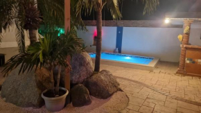 Precious Stone 3bdr-2bths-with pool- central location